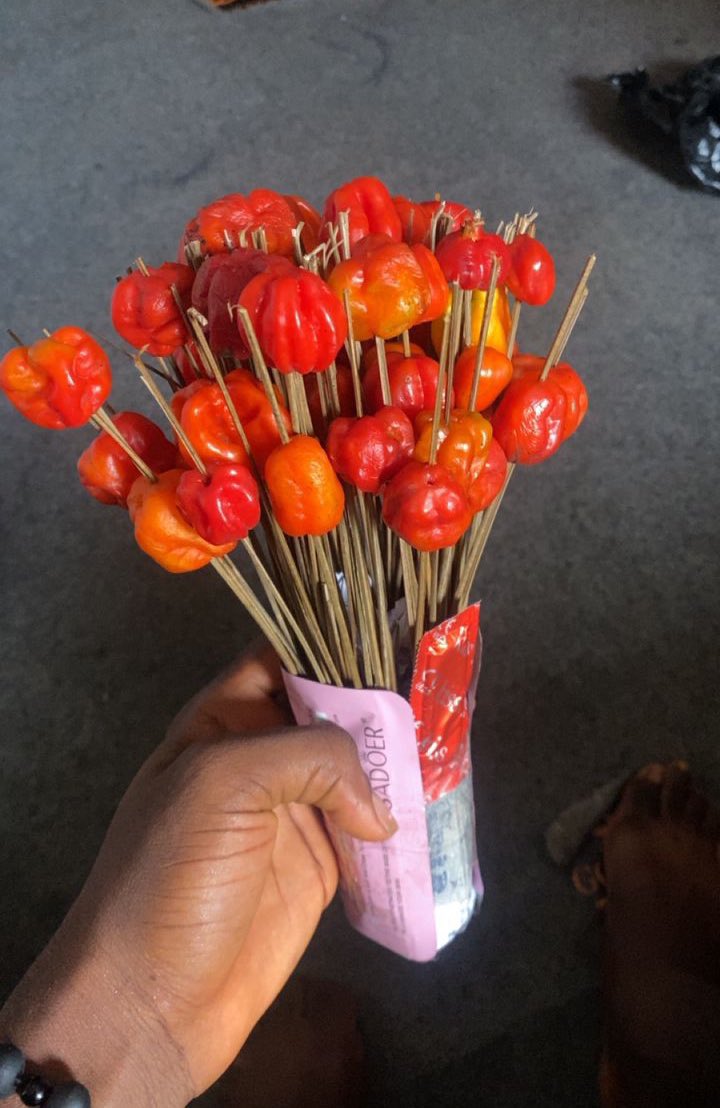 Happy Valentine to you all my mutuals 😶‍🌫️❤️