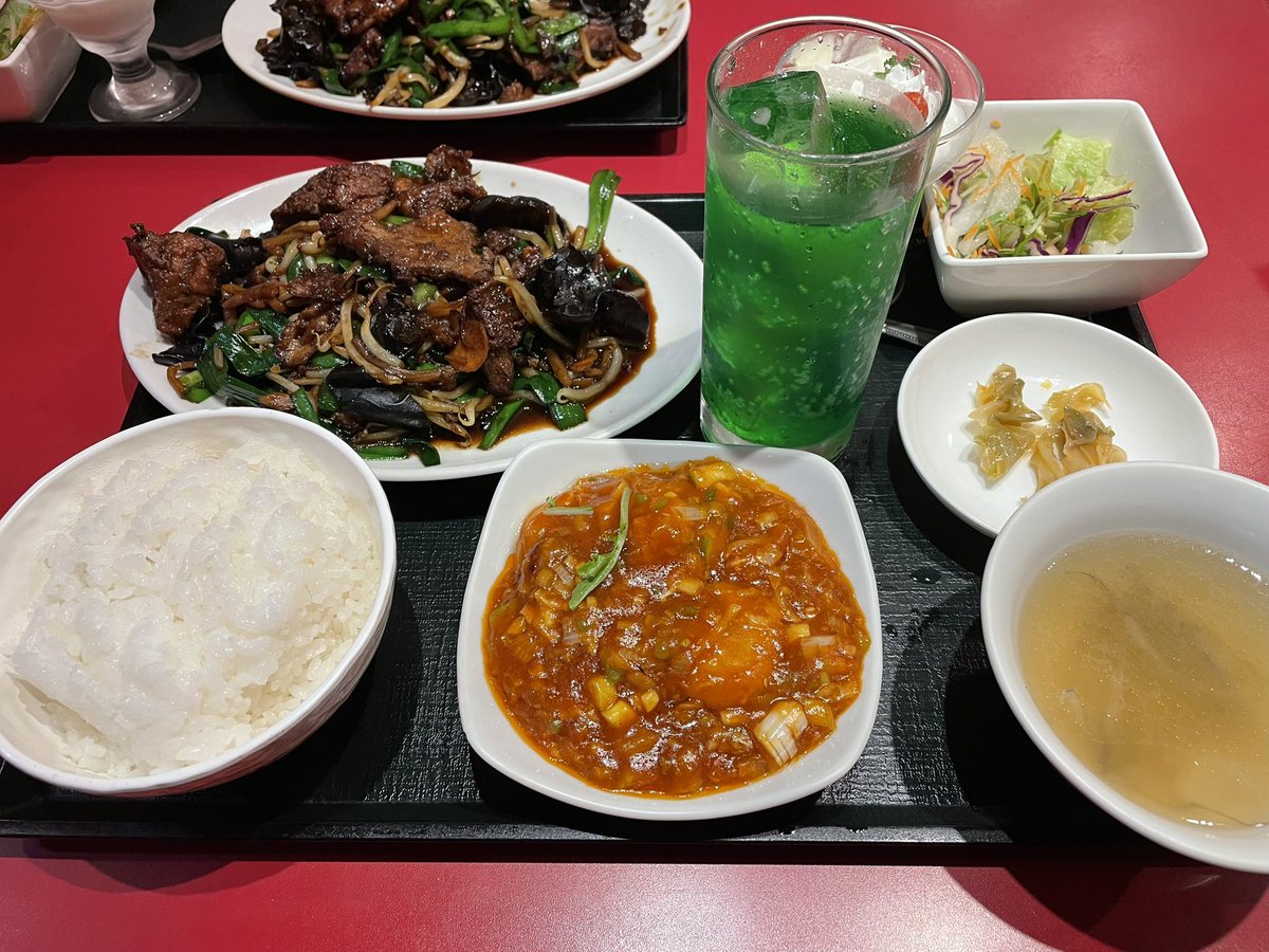 ニラレバが食べたく大甕の天海さんに来ました。