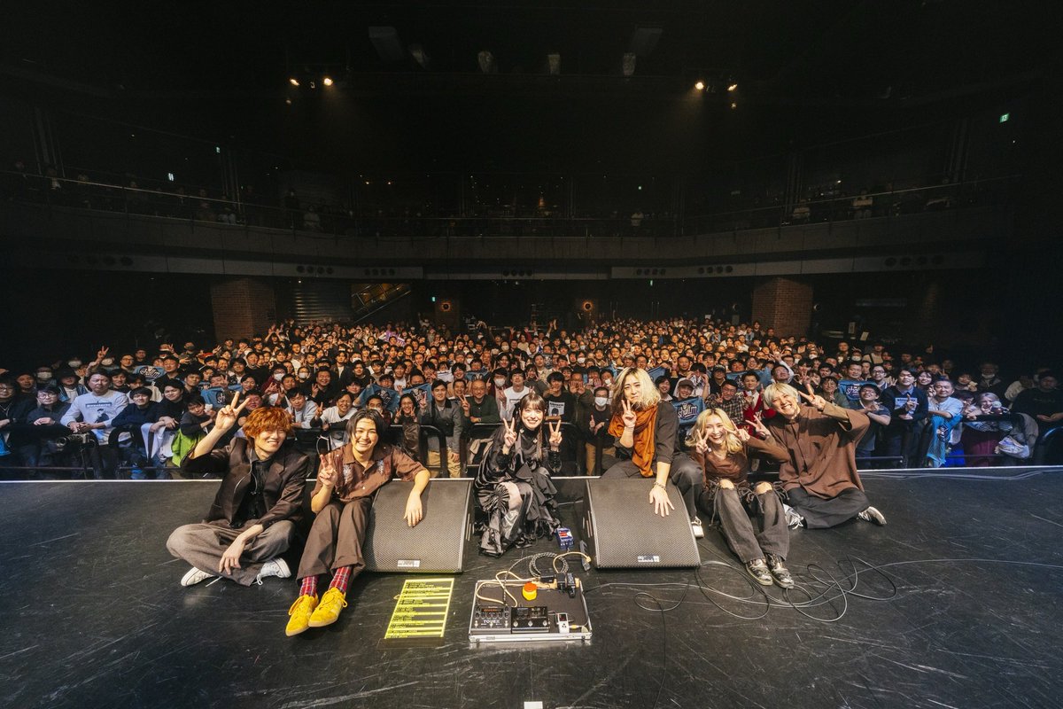 2026.2.14  
「shallm ONEMAN LIVE ~ No Sweetness Within ~」
@ Spotify O-EAST 

NSWあざした！！！！！
みなさん最高でした。
忘れられない夜になりました👊🏻❤️‍🔥
shallm.lnk.to/nsw_260214TP

photo: <a href="/yutotakoshima/">Yuto Takoshima</a>