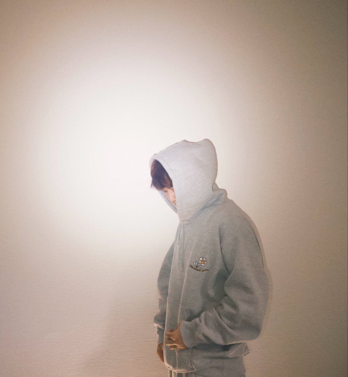 marshallmate_jp's tweet photo. 🏵️Marshall Mate New Line Up Release🏵️

BOX 刺繍LOGO SWEAT
アッシュ/ブラック

FLOWER LOGO 刺繍 SWEAT  SET UP or pants Parker

グレー/ ブラック

発売開始!!

@mitt_beats

#marshallmate #服 #ブランド #アパレル https://t.co/fRhYZR3Ne2