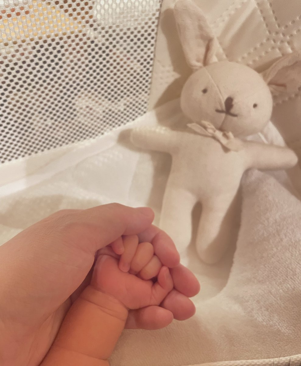 _yuugao_'s tweet photo. 【ご報告】
key.ひよりが無事に出産を終えました👶🏻🎀
皆のおかげで母子共に健康です！

しばらくは育児に専念させてもらうけど、また活動できるようにゆっくり準備がんばるね💪🏻 https://t.co/JHqYVHJF5r