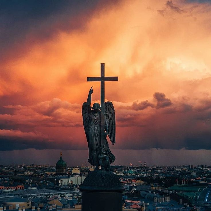 Crux est mundī medicīna — “The Cross is the Remedy of the World.”