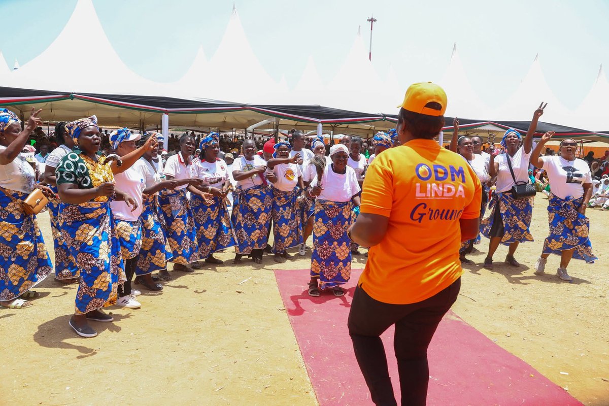 gladyswanga's tweet photo. Great to join MP for Likoni Mishi Mboko today as we issued bursary cheques to students across Likoni Constituency.

This year, over 12,000 students received support covering local and upcountry schools, tertiary institutions, TVETs, and nearly 400 Persons Living with Disabilities.

Wonderful to see the community come out and the warm reception from our people.
