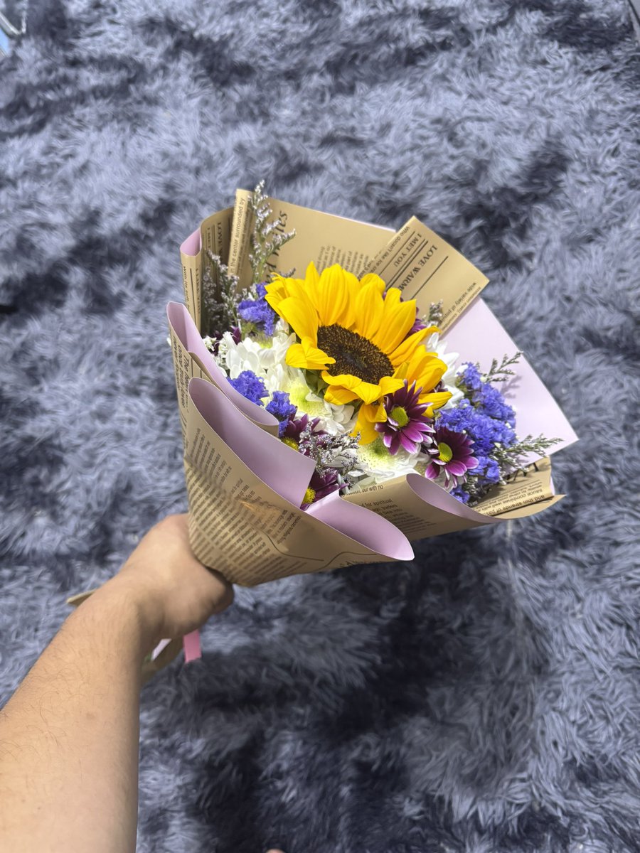 CaelDump's tweet photo. HVD Everyone 💙 https://t.co/mTiJPvjxRs