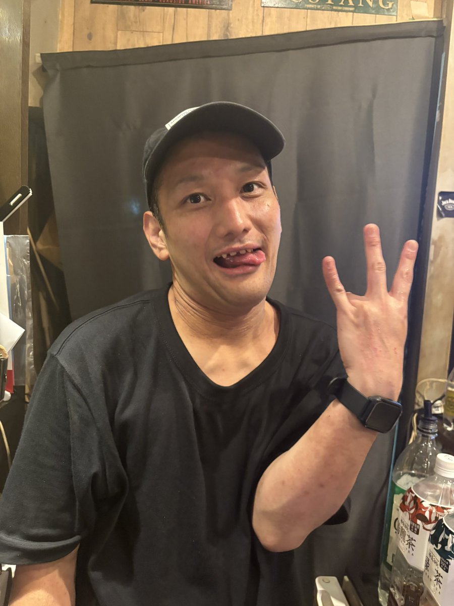 ロフ2夜の部インです🧚‍♀️

バレンタインデーなのにさっき気付きました感謝の気持ちを伝えますね！

🫧焼肉は喉によくて好き青子
👻もうすぐ誕生日あきべぃべ