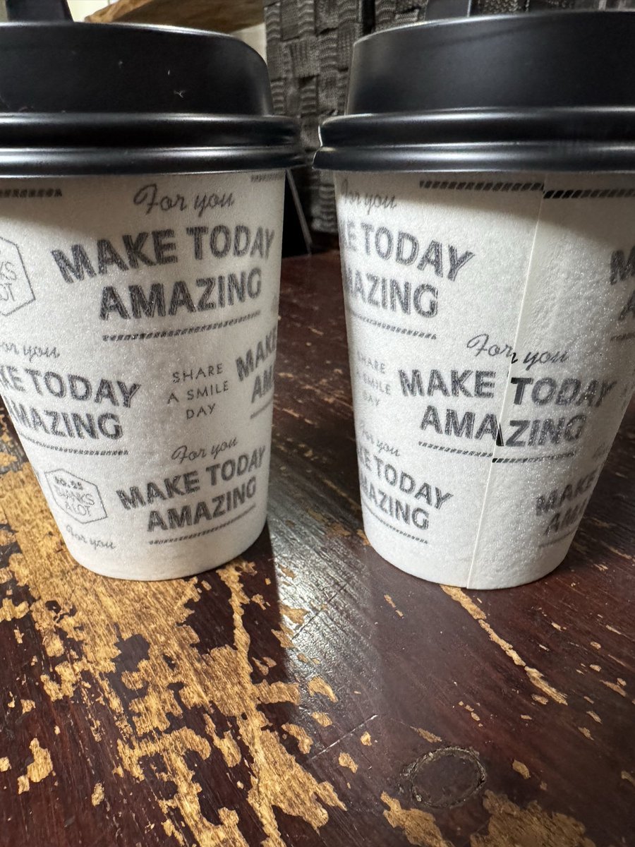 abocado_yusuke's tweet photo. 久しぶりにこんな時間にコーヒー淹れました。
豆ブレンドしました。

#コーヒー好きな人と繋がりたい 
#コーヒー
#珈琲 https://t.co/TqZI5wJLQR