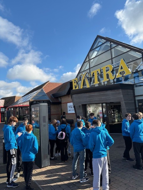 CroftonAcademy's tweet photo. First stop of the day at Cambridge Services for a quick stretch and some breakfast/lunch. Making good time on the journey from @CroftonAcademy to Dover. Next stop: Italy! 🇮🇹⛷️ #SkiTrip2026 #WeAreCrofton https://t.co/7eucCwGqRr