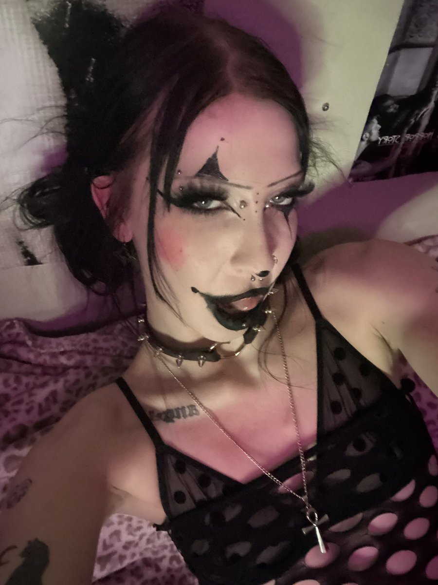 clown girl 🐾
#nsfwtwtًًًٌٌٍِّ  #nsfwtwtًًًٌٌٍِّ #chudai #clowngirl #clown