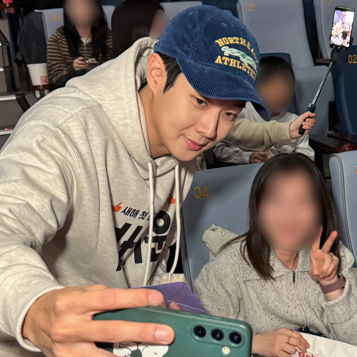 혹시… 발렌타인데이에 뭐해?💖
ㄴ당연히 넘버원즈 만나러 가지🏃

오늘, 여러분이 넘버원즈에겐 최고의 
발렌타인데이 선물이었습니다🎁
우리 내일도 만나요! 👋