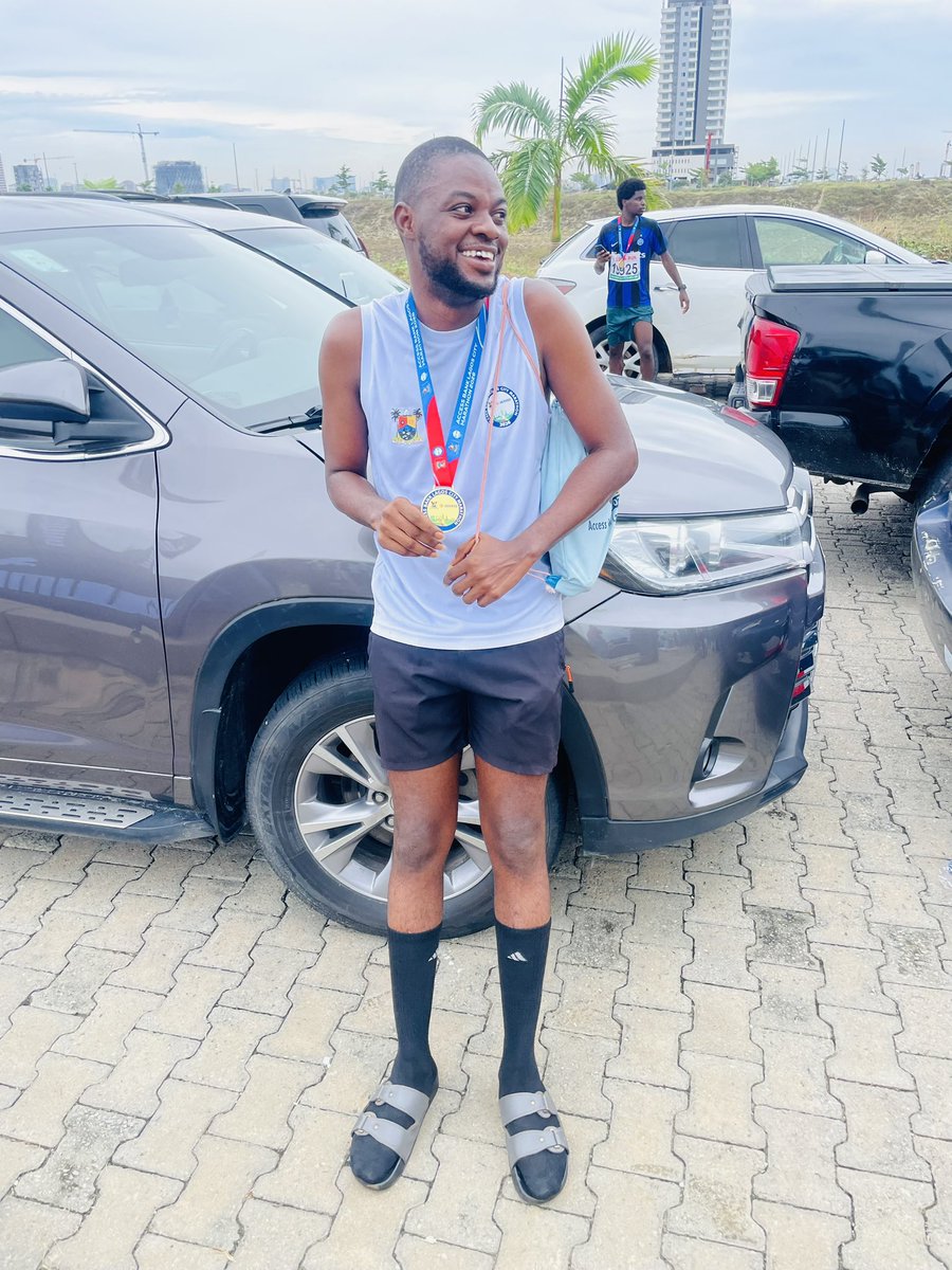 Omowonuola141's tweet photo. As I no collect val gift, I don collect medal π
#ABLCM2026 #Accessmarathon https://t.co/1DsRTioKQ1