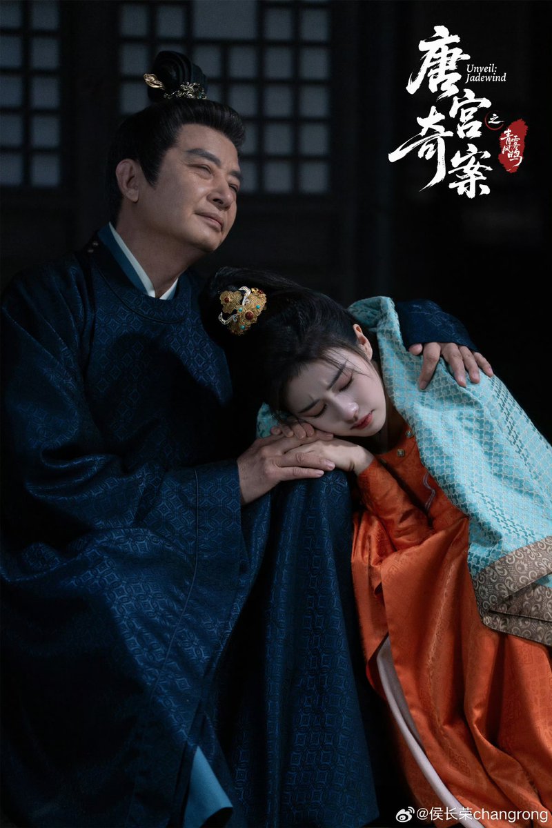 bbbeee_my's tweet image. #คดีพิศวงเสียงกระซิบในหมอก #UnveilJadewind

เหล่าซือโหวฉางไช่ โพสต์เว่ยป๋อ ผีแก่เน่ยซื่อป๋อถึงเจ้าเด็กบ้า ✨ #ไป๋ลู่ #BaiLu

— ครั้งแรกที่ข้าได้พบเพ่ยอี๋ นางยังเป็นแค่เด็กตัวเล็ก ๆ สูงไม่ถึงเอวของข้าด้วยซ้ำ แต่คิ้วคู่นั้นกลับขมวดแน่นอยู่ตลอด ตั้งแต่ยังเล็กข้าก็รู้แล้วว่า…