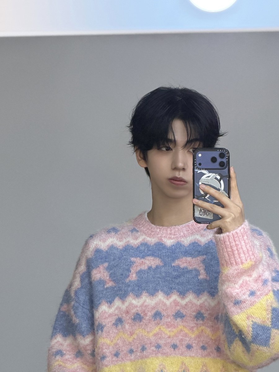 clip8turn's tweet photo. 🩵🩷💛 https://t.co/h2F25H4Y1s