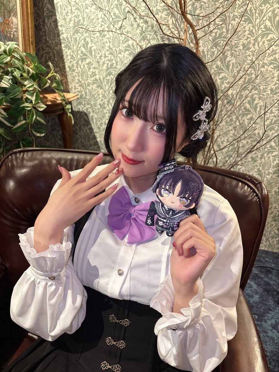 earlywing_iri's tweet photo. 先月のAcacia放送局にて
三木谷奈々さん、樹冬華さんのヘアメイク担当させて頂きました！！！！

@n_mikitani 
@itsuki_toka 

Acaciaの現場いつも楽しくて最高〜🗻🏞
そして、今回のAcacia放送局も興味深いお話ばっかりで見逃せなすぎる〜！！

ネタバレOKなひとはぜひ見てほしいです！ https://t.co/KYM0zdHKnw