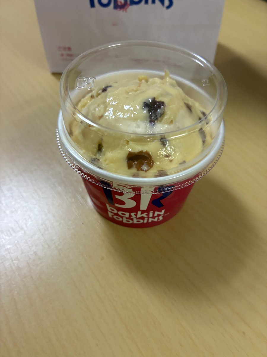 dobogorgon's tweet photo. @tsumamima_ch 
ラムレーズンをいただきました！
あじゃます😋 https://t.co/EeHgO4TjdG