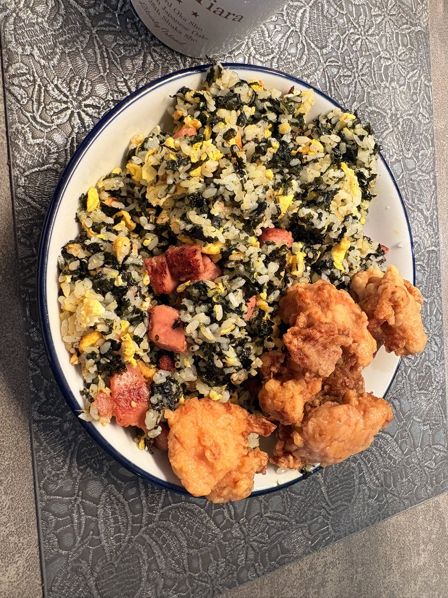 高級店が出してくれるチャーハン←
          
        男が好きなチャーハン→