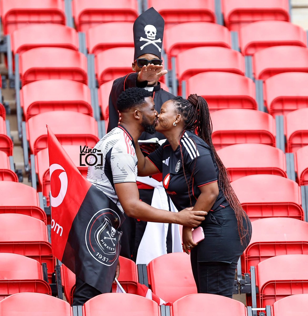 Nenzani lapho eOrlando Amstel Arena? 😂😂😂🔥🔥🔥