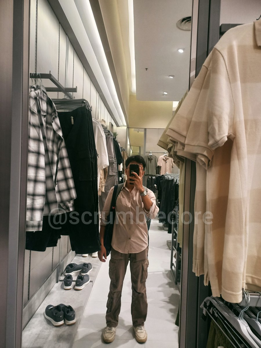 Bams 🦖 tweet media