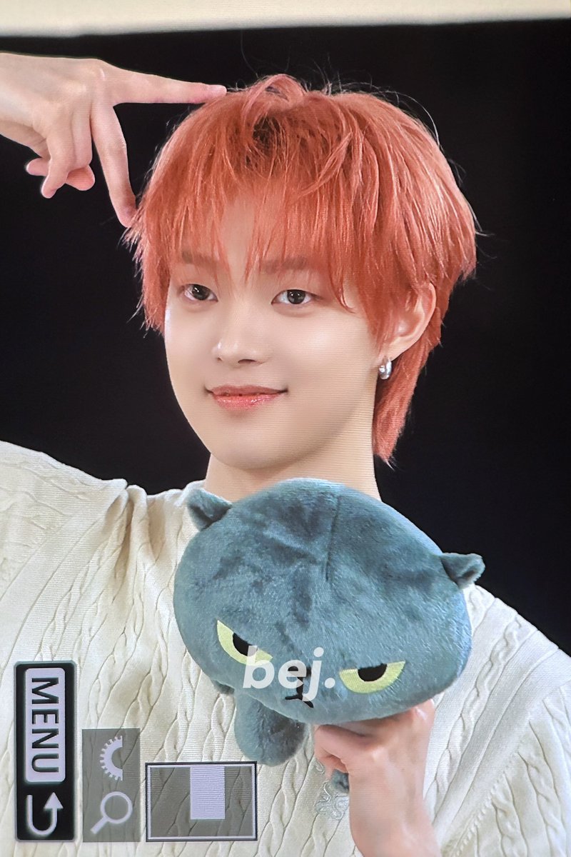 𝗯𝗲𝗷 tweet media