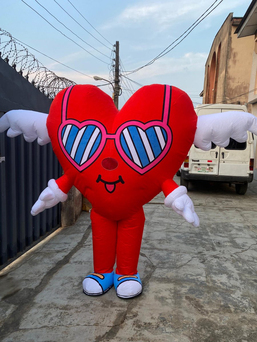 CHOKSZYeNTERTAINMENT tweet media