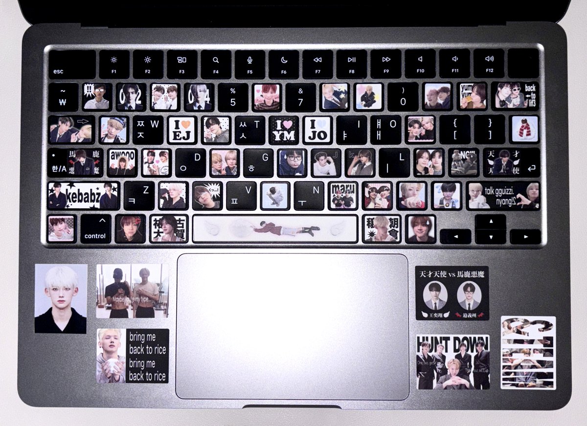 gulbi84's tweet photo. ✶

&amp;TEAM keyboard stickers 🐺

[ 제로욘즈 • 02즈 • 케밥즈 • 마루즈 ]

2月15日 20:00 - 2月21日 23:59

#RT 추첨 두분께 원하시는 버전의 키보드스티커 1종을 보내드립니다

🔗 : https://t.co/Ph44R0ergJ https://t.co/2NllFE16Js