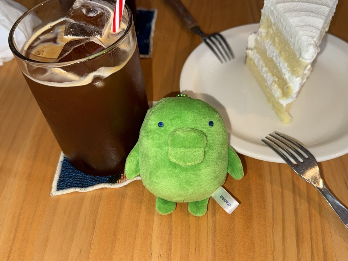 📍행신 쏘머럽

반려동물들도 같이 올 수 있는 아늑한 카페..
최고다!!!
강아지 무한 구경하고 왔어요.
물론 케이크도 맛있음..!
( 생크림 안 느끼함<< 중요)

재방문의사ㅇ

#앙증식생활