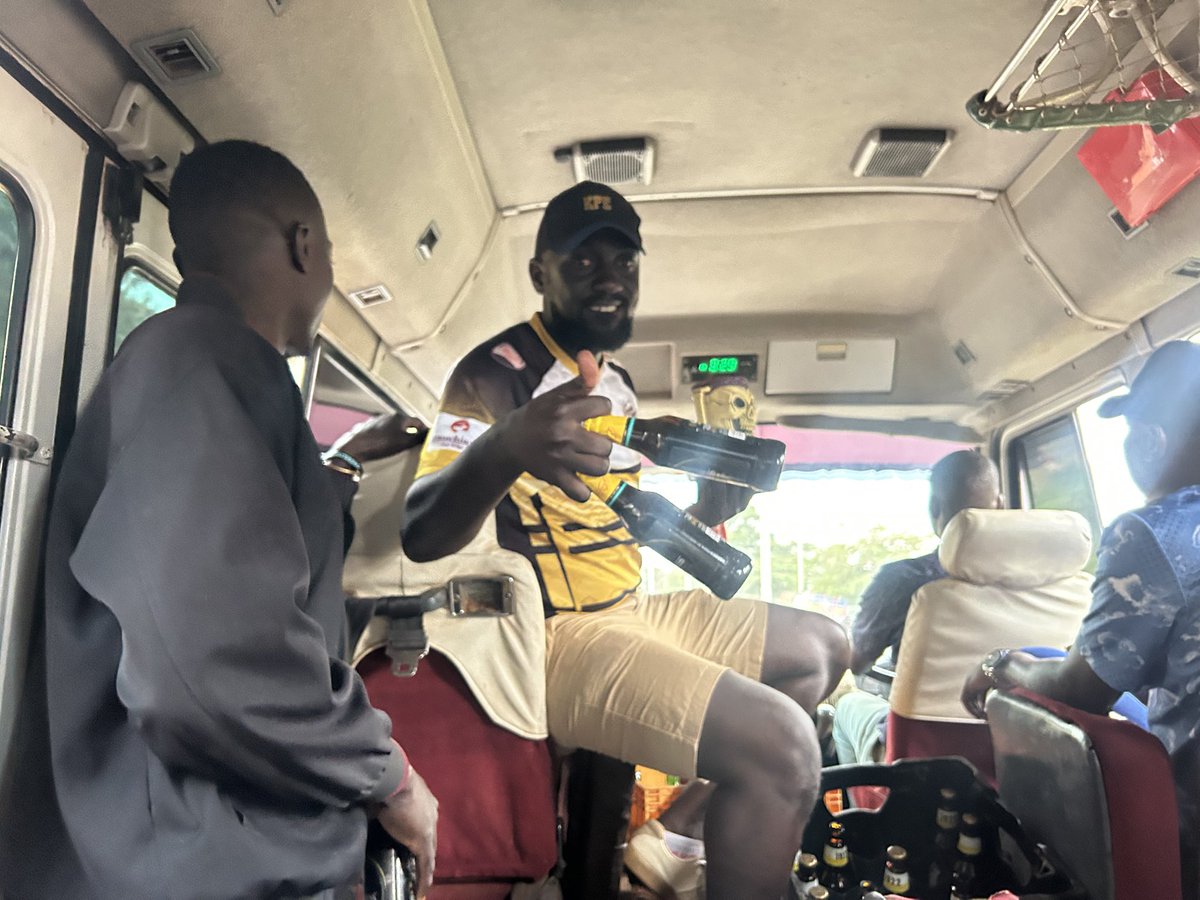 HipposFans's tweet photo. Boi we missed rugby travels wueh 😂
Black Hebrew can’t contain his joy https://t.co/LEBslebUUV