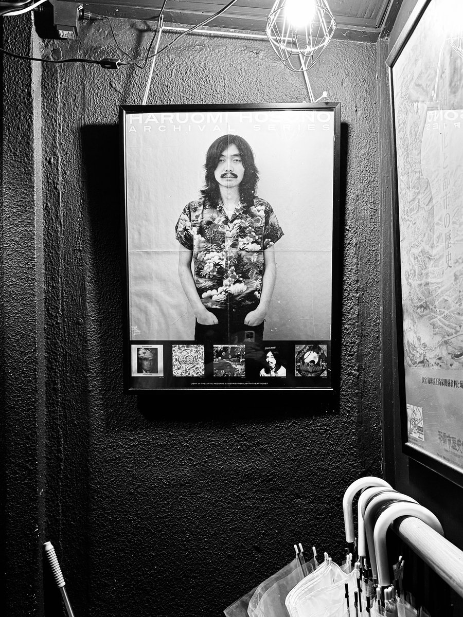 井上園子ライブに来ました❣️ at BAR よなき in 那覇 なんとなく曲順