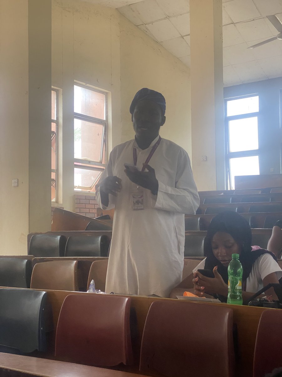 🚨HAPPENING INSIDE THE SENATE 

The Chairman, Displinary Committee, Senator Yinka, presenting the report on the meeting of the committee before the sitting.

#FutminnaSRA
#4thSitting 
#bosso