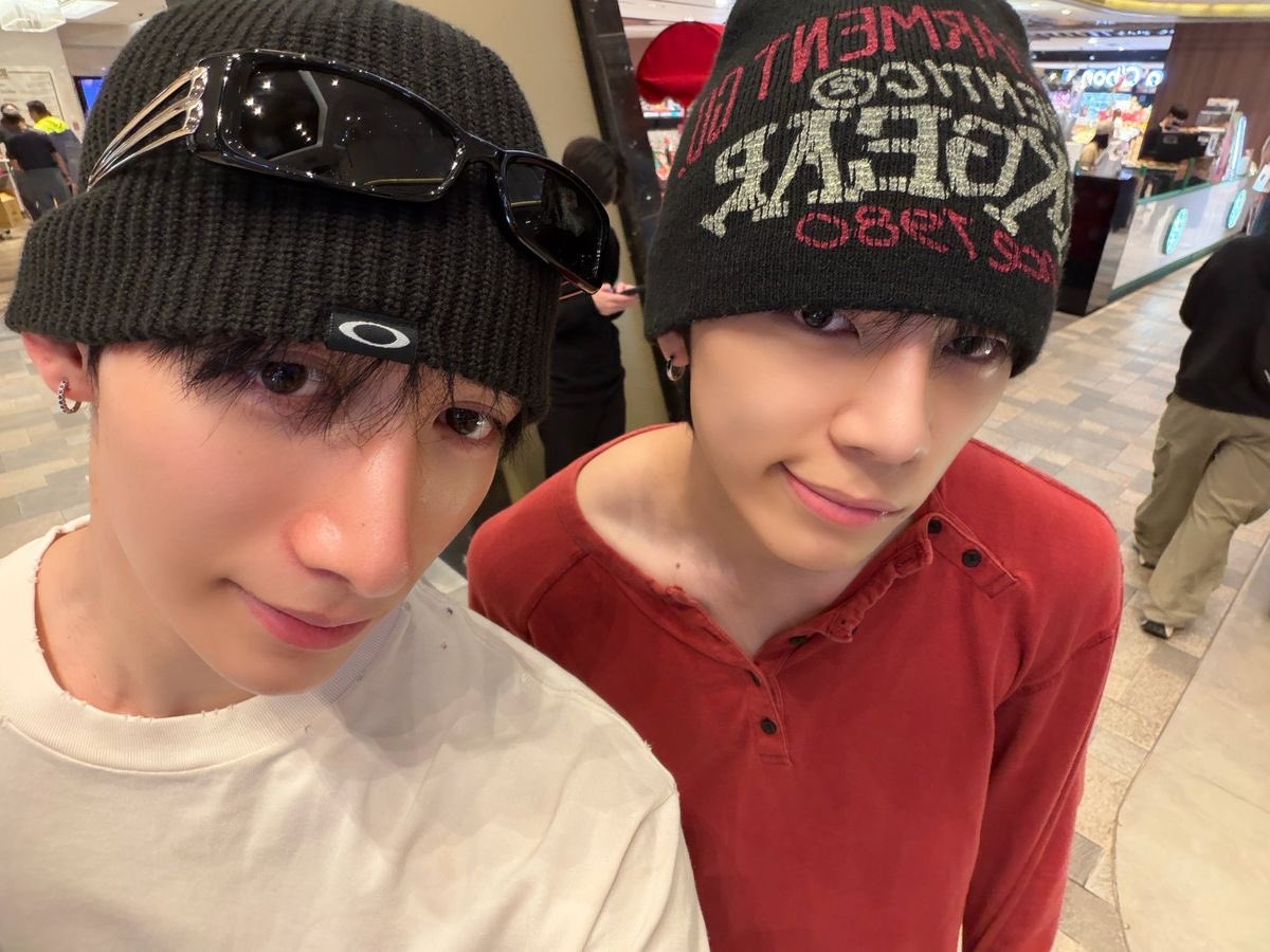 van✮⋆˙ tweet media