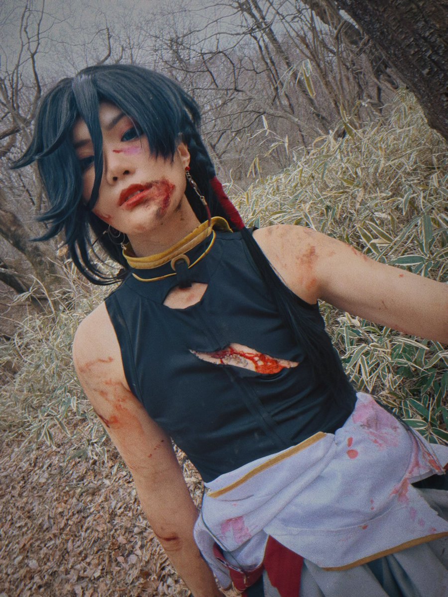 ⚠️血糊注意
今日は兼さんでした！！
初から真剣必殺🩸
雪撮予定でしたが雪は！ほぼなくて！！元気に脱いできた！！！！