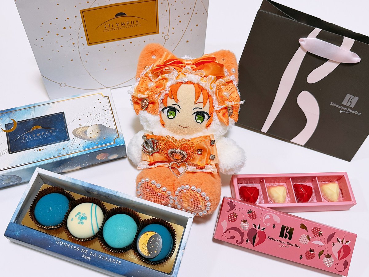 ひなこ tweet media