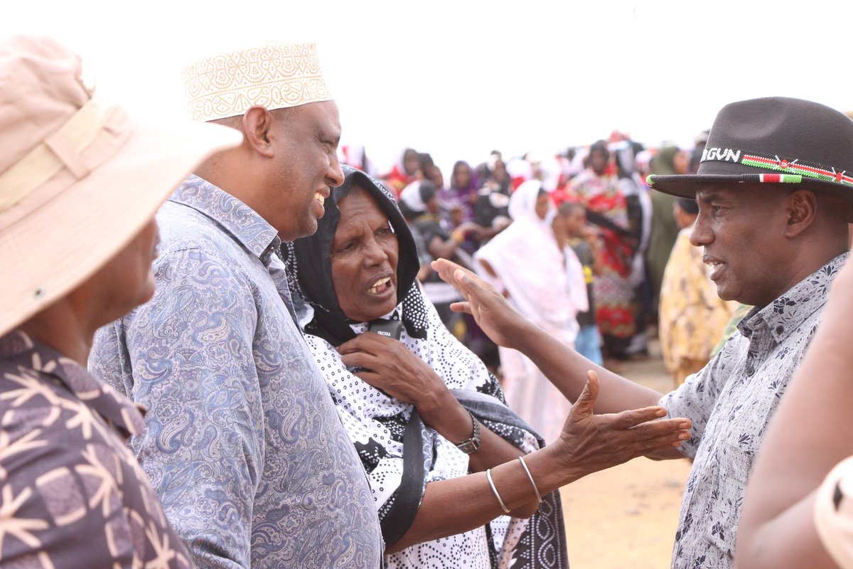 GovMohamudAli's tweet photo. Together with fellow leaders,we joined the people of Torbi,Marsabit County, for a fundraiser supporting 30 women groups. This initiative strengthens grassroots empowerment, boosts women-led enterprises, and advances inclusive economic growth.Women thrive,our communities prosper. https://t.co/vGZnENCb5T
