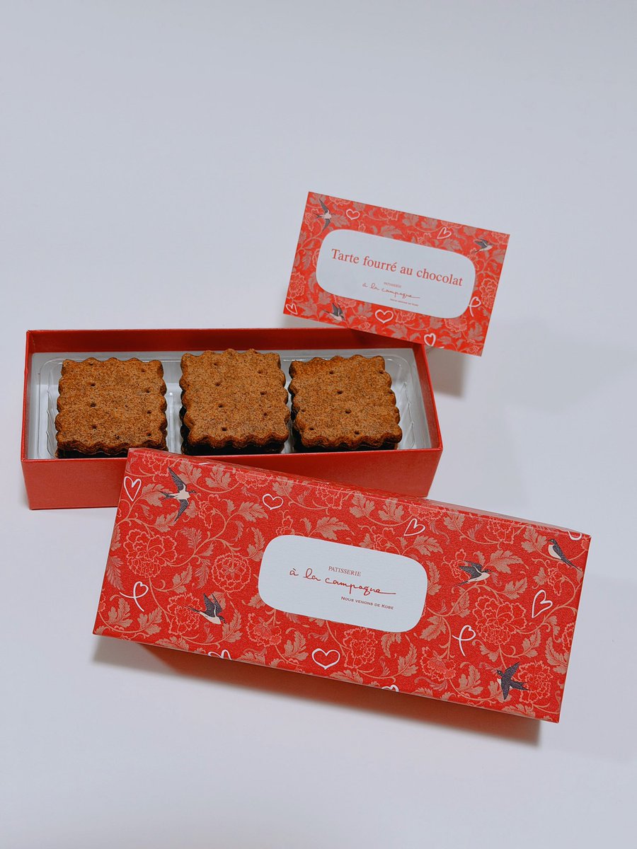 ひなこ tweet media