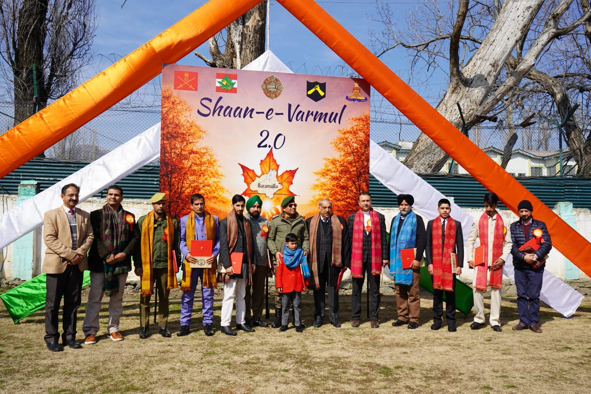 North Kashmir’s changemakers were honoured today—reminding us that true nation building begins at the grassroots.
#ShaanEVarmul2.0 #Baramulla #chinarcorps
#daggerdivision
#baramullabrigade
<a href="/adgpi/">ADG PI - INDIAN ARMY</a>