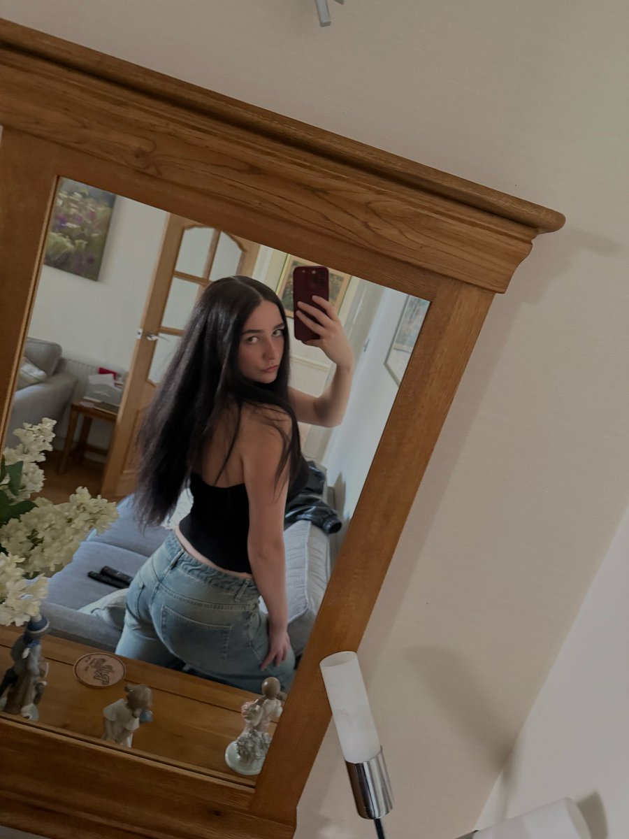 shan 𝜗𝜚‎ tweet media