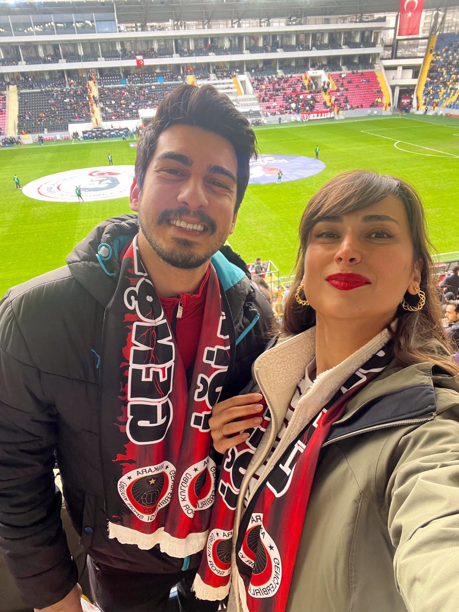 BNarkafa's tweet photo. Beyimin 14 şubata seçtiği etkinlik😬❤️ https://t.co/8X0uwC1j5c