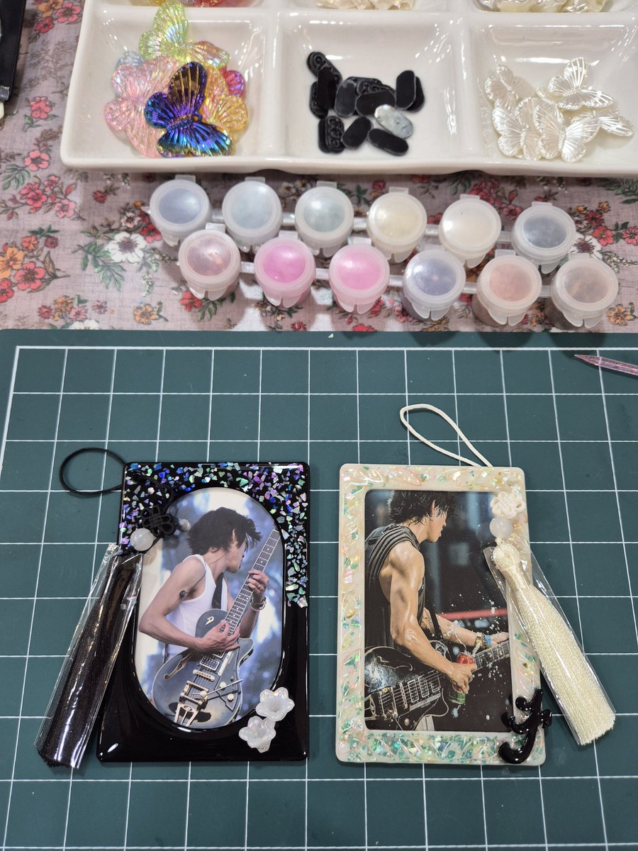 색다른 시간 새로운 경험 신선한 체험 신성한 손놀림까지.
의미있는 주말 나들이였습니다.
최단시간 기록한 작품입니다^^
평소 단순하고 간단한거 좋아하는 취향을 담아 꾸민 조잡한 작품을 전문가의 손길로 이쁘게 다듬어 주셔서 감사해요. <a href="/sosim2409/">sosim</a> 
이젠 이거 세워놓고 도시락 얌냠할게요!