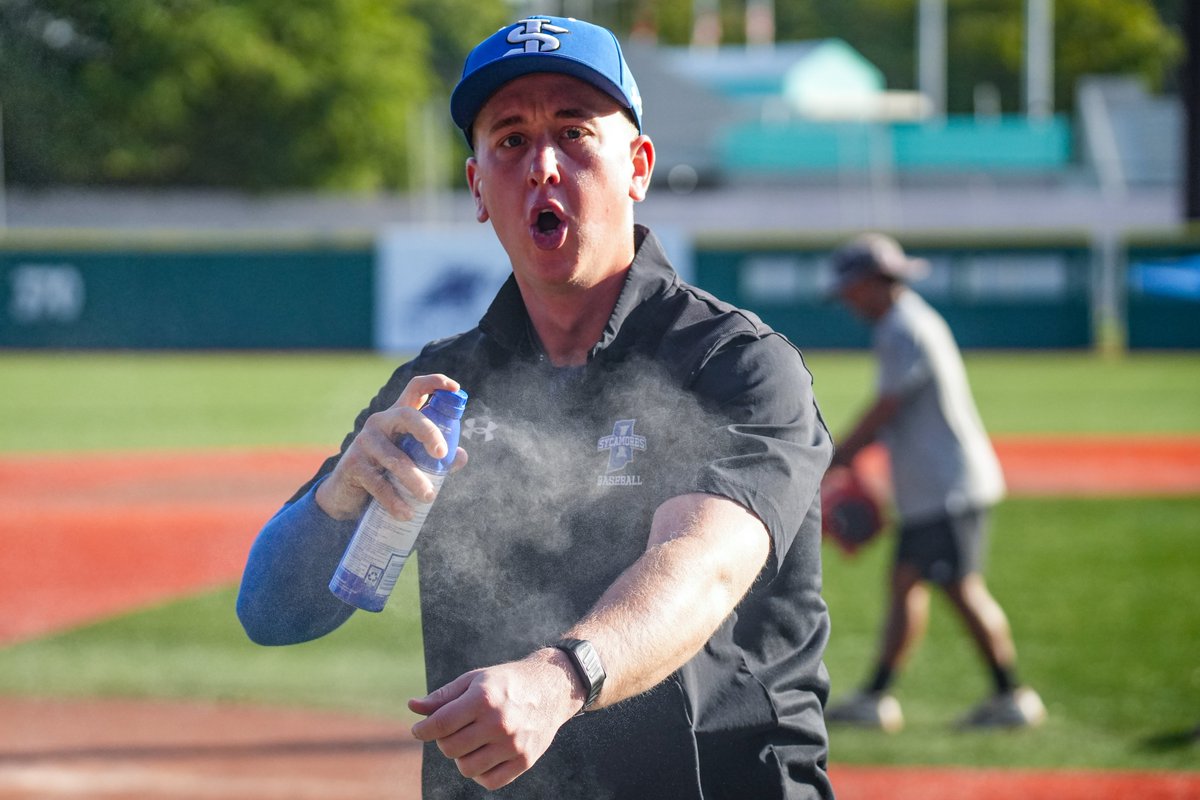 IndStBaseball's tweet photo. Sycamores have arrived for Day 2 of the Puerto Rico Baseball Challenge.

The sunscreen is already out in Ponce for the 9 a.m. ET first pitch today.

#MarchOn https://t.co/PwxXhgQhmG