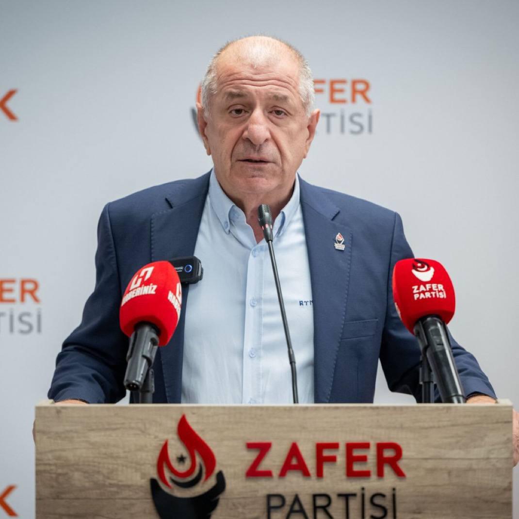 Ümit Özdağ: 

“Biz Atatürk'ün CHP'siyiz, Türkeş'in MHP'siyiz.”