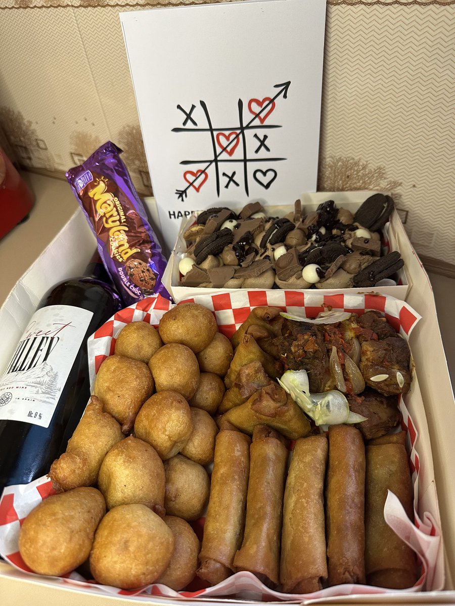 Lagos Erudite Baker tweet media