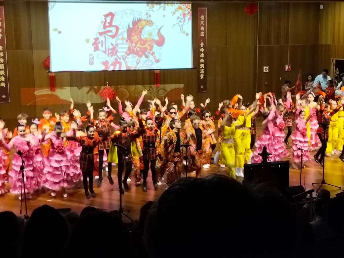 Asociación Mujeres Unidas del Mundo tweet media