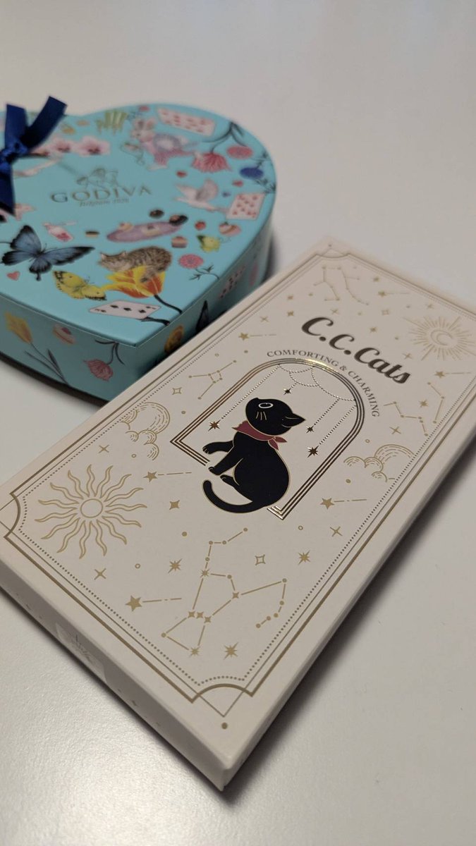 SeA62129's tweet photo. 🫰🏻HappyValentine🍫´-
彼女と美味しいもの食べてきました！
そしてチョコもらっちゃった
これからもよろしく〜 https://t.co/T94ew5MDxG