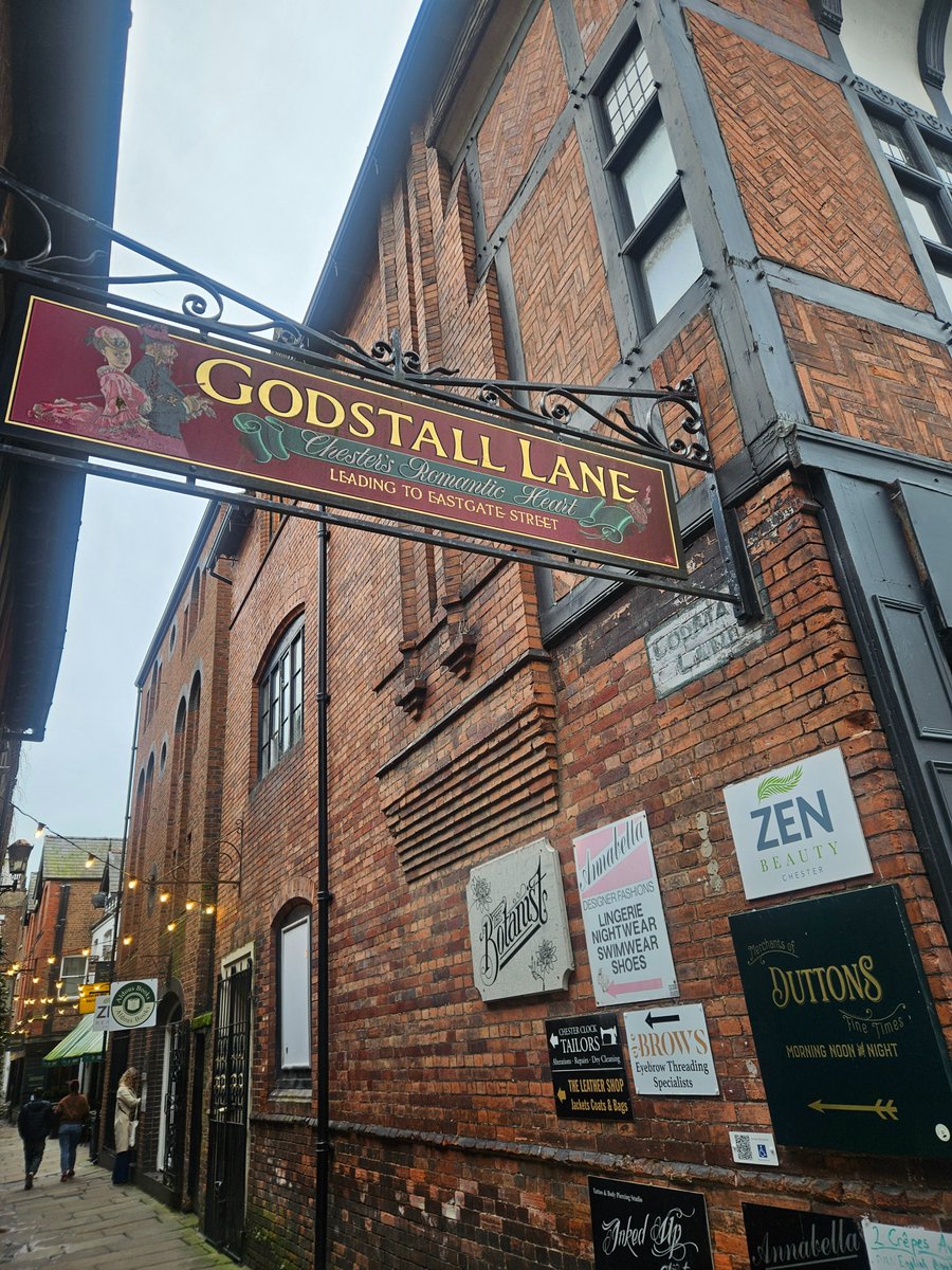 NW Tour Guide tweet media