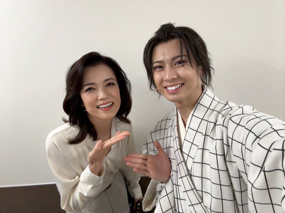 okamiya_kurumu's tweet photo. ミュージカル『ISSA in Paris』大阪7日目
ご来場ありがとうございました！

ハッピーバレンタイン！🍫
カンパニーの力強さを感じた1日でした！
仲間の帰りを待ちつつ、居場所を守っていきます！
彩吹さん千秋楽おめでとうございます㊗️
明日は大阪千秋楽！

#ミュージカルISSA
#ISSAここが好き https://t.co/OJWJ7E6kyN