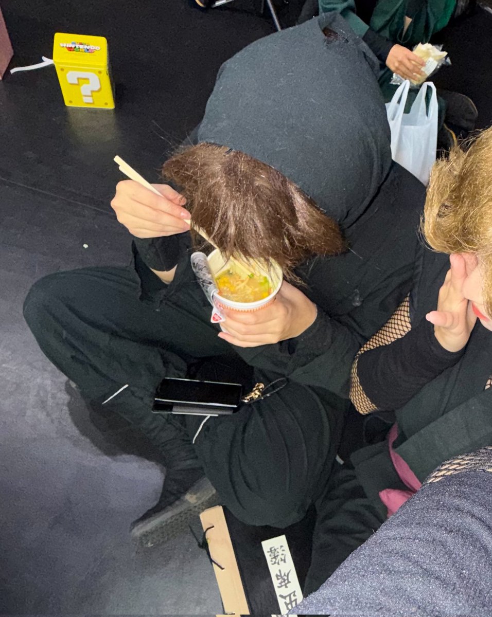 私、オフたま行く度に、
シーフードカップヌードル食ってんの草