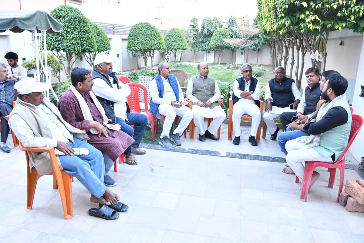 बिहार भाजपा के माननीय प्रदेश अध्यक्ष श्री संजय सरावगी जी की श्रद्धेया माताजी के निधन के उपरांत दरभंगा स्थित उनके आवास पर पहुंचकर पुण्यात्मा को श्रद्धांजलि अर्पित की।

<a href="/sanjay_saraogi/">Sanjay Saraogi</a>