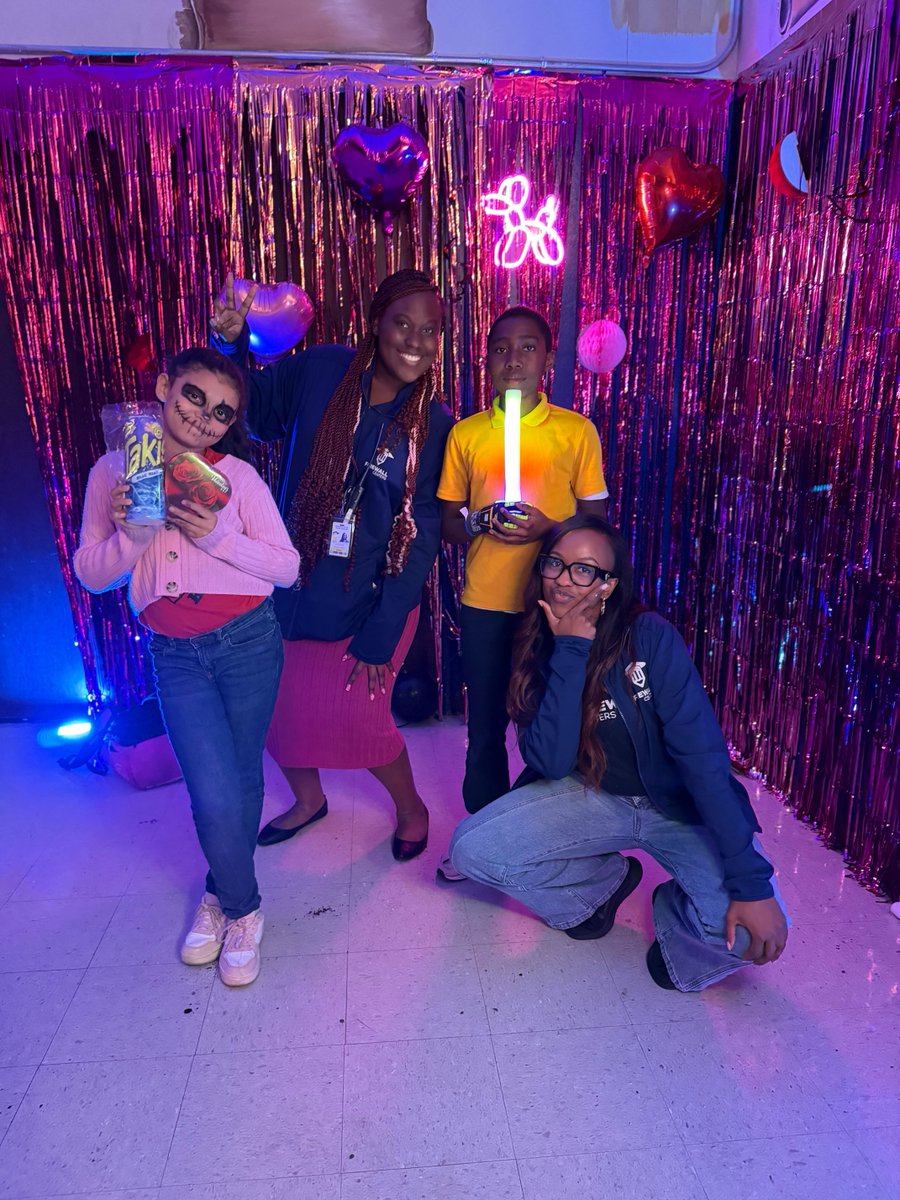 FirewallCenters's tweet photo. 💖 Happy Valentine’s Day from Firewall Centers!
Today we’re celebrating kindness, friendship, and positive connections. 💕

#HappyValentinesDay #FirewallCenters #KindnessMatters https://t.co/ROjVFoL0or