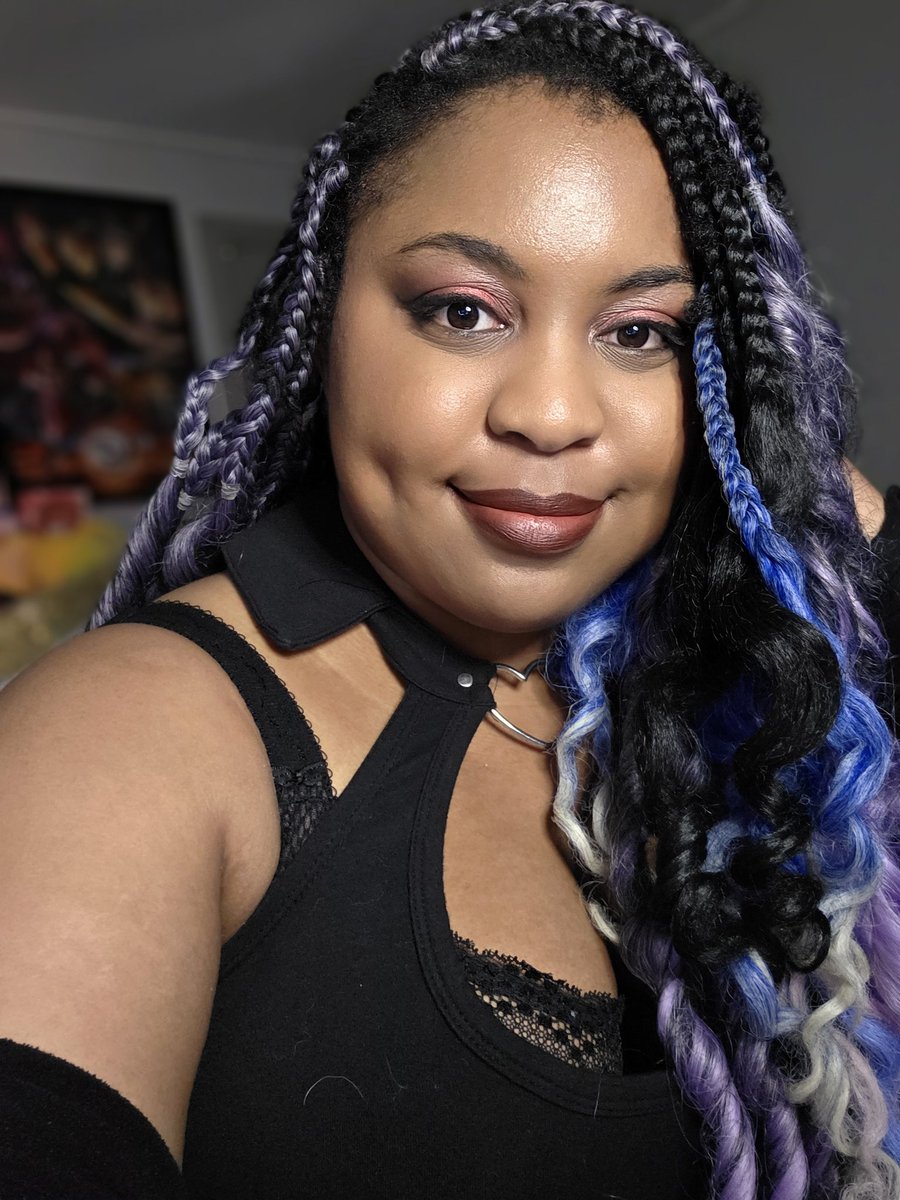 HAPPY VALENTINES DAY! We are going live now reading some romantic poetry by black artist AND playing the relooted demo after!