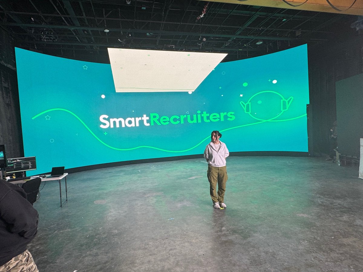 AmericanMovieCo's tweet photo. Elevate your video production with our state-of-the-art LED video wall studio! 🌟 Perfect for corporate events, live streaming, and creative projects. Stunning visuals await! Check it out: https://t.co/6sOHzVXAdP #VideoProduction #LEDStudio https://t.co/BKgg9Y4oBH