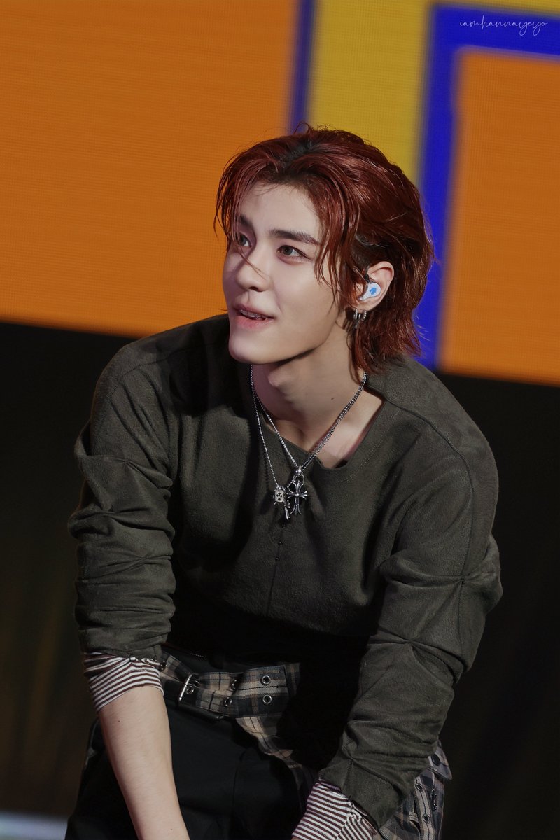 260214 beatax 이한

제발 저 살려주세요ㅠㅠㅠㅠㅠㅠㅠㅠㅠ

#LEEHAN #이한 #イハン
#BOYNEXTDOOR #보이넥스트도어